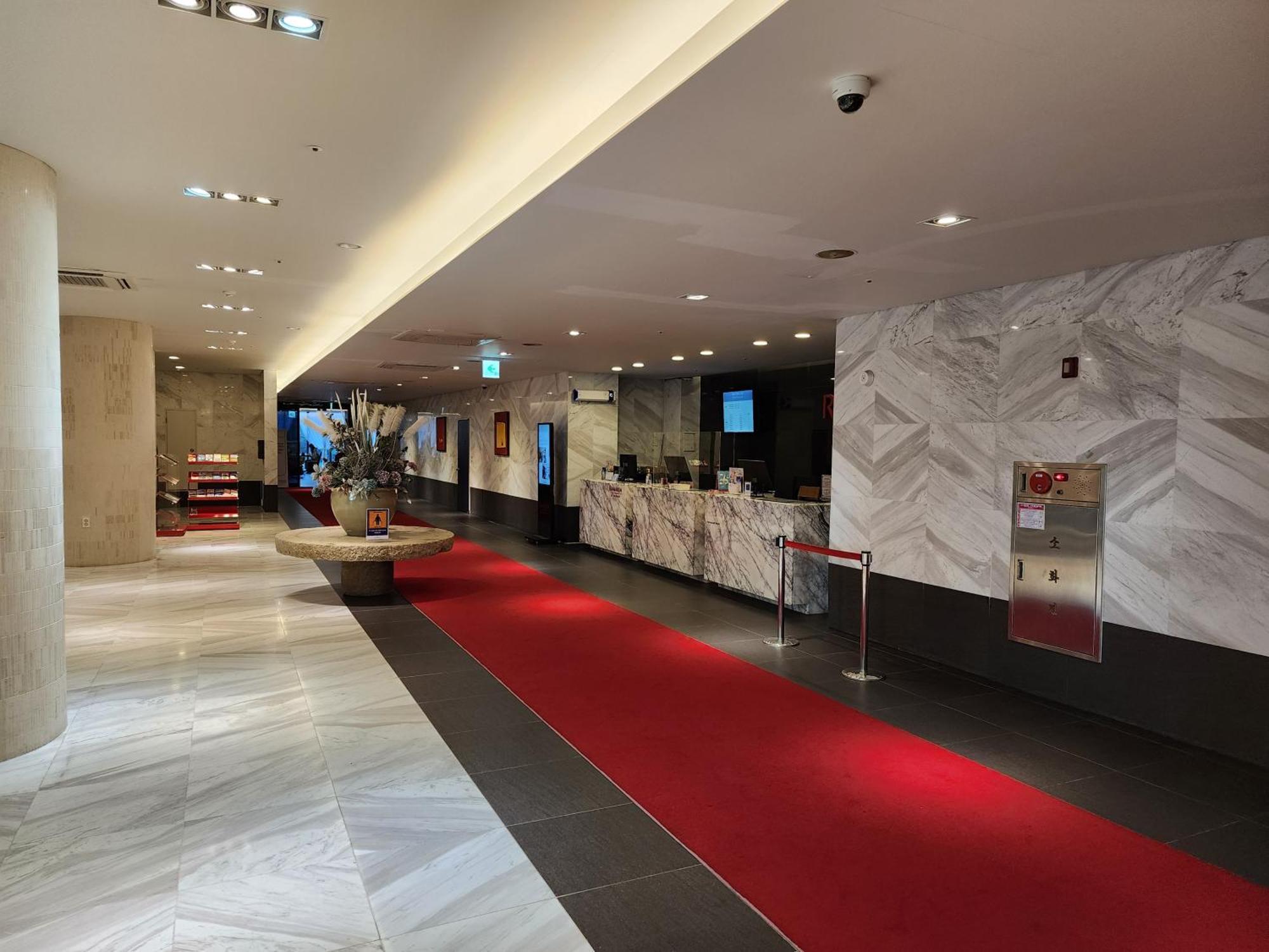 Ramada By Wyndham Jeju Hamdeok Hotel Kültér fotó
